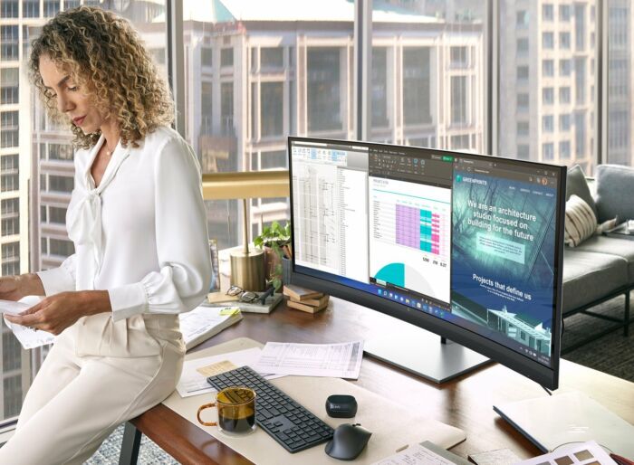 HP Series 7 Pro 39.7 inch 5K2K Conferencing Monitor-740pm - 39.7
