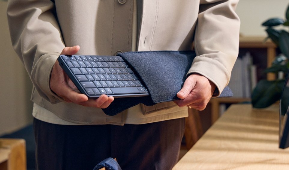 HP EliteBoard G1a Next Gen AI PC