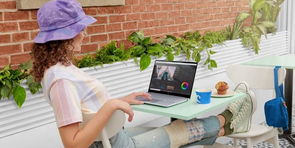 AI PC Holiday Shopping Guide: Find the Best Deals in Hong Kong
